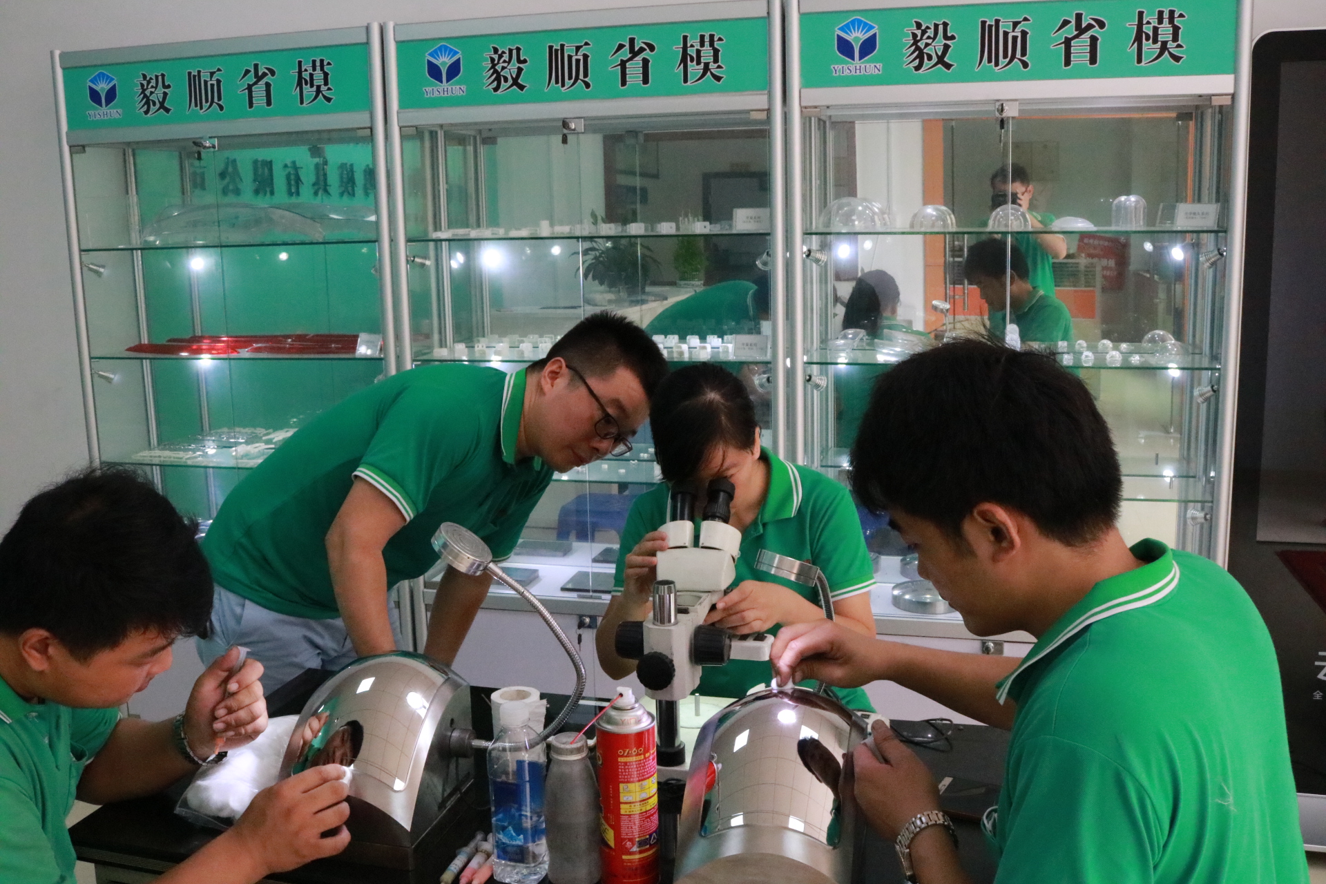 光學(xué)模具拋光